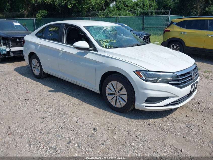 2019 VOLKSWAGEN JETTA 1.4T R-LINE/1.4T S/1.4T SE - 3VWC57BU0KM060381