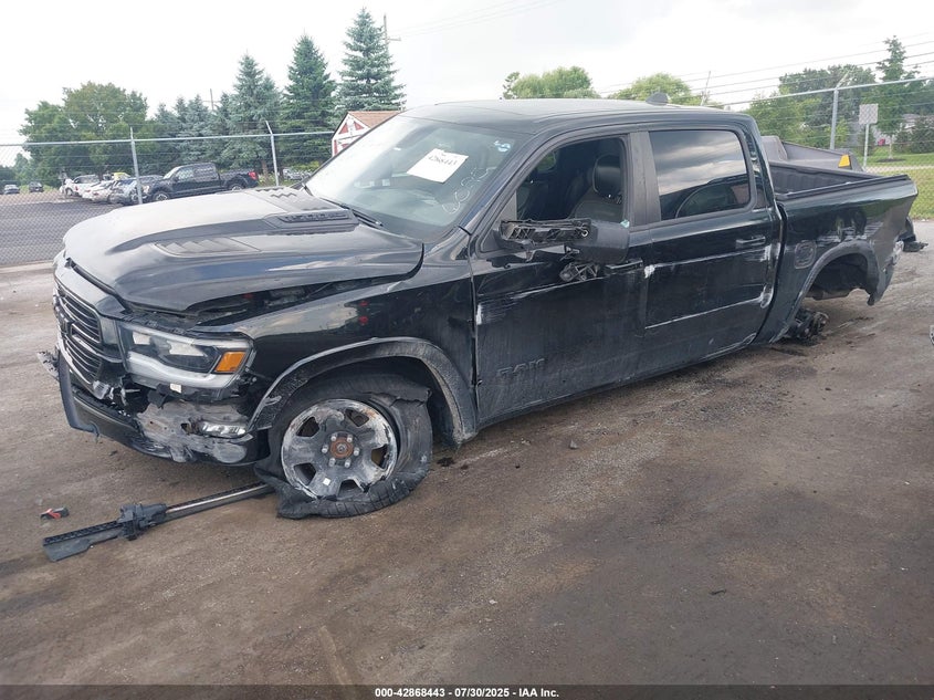 2019 Ram 1500 Laramie 4X4 5'7 Box 1C6SRFJT9KN696025 photo #3