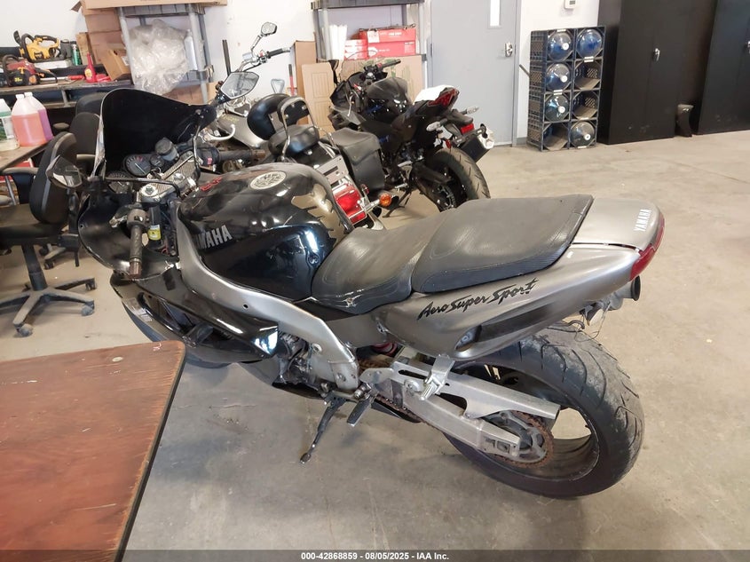 1997 Yamaha Yzf1000 R VIN: JYA4YWE05VA000725 Lot: 42868859