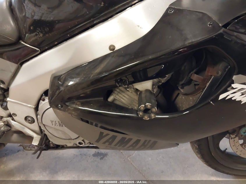 1997 Yamaha Yzf1000 R VIN: JYA4YWE05VA000725 Lot: 42868859