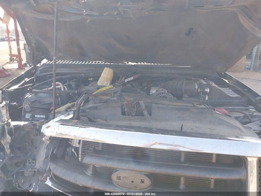 2002 Ford F-350 Lariat/Xl/Xlt VIN: 1FTSW31F22EB33960 Lot: 42868976