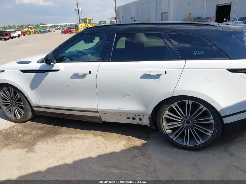 SALYL2FU7RA374301 2024 LAND ROVER RANGE ROVER VELAR photo no. 14
