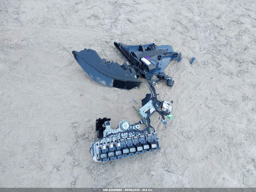 2025 Cadillac Escalade Iq Sport 2 Awd VIN: 1GYTEFKL2SU106741 Lot: 42869688