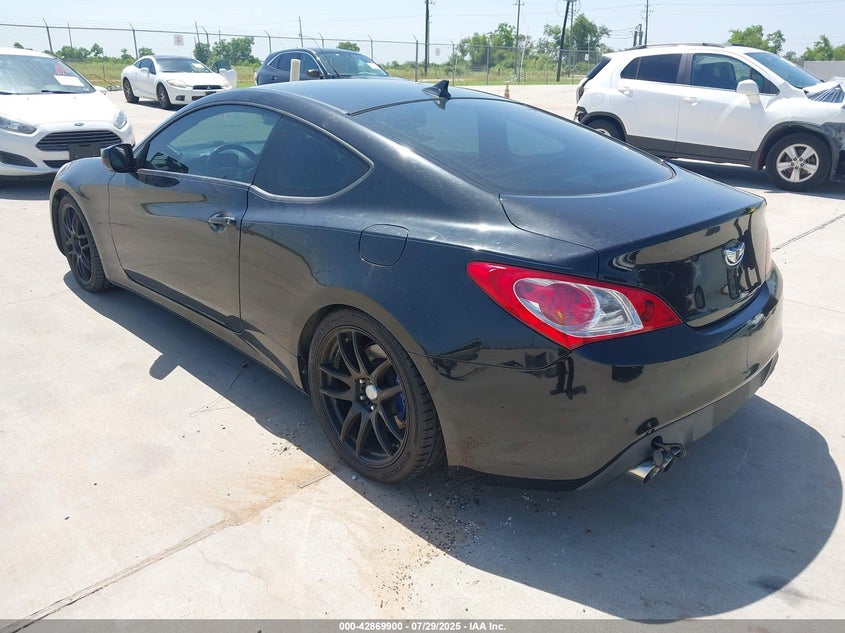 2011 Hyundai Genesis 2.0T R-Spec VIN: KMHHT6KD6BU046453 Lot: 42869900