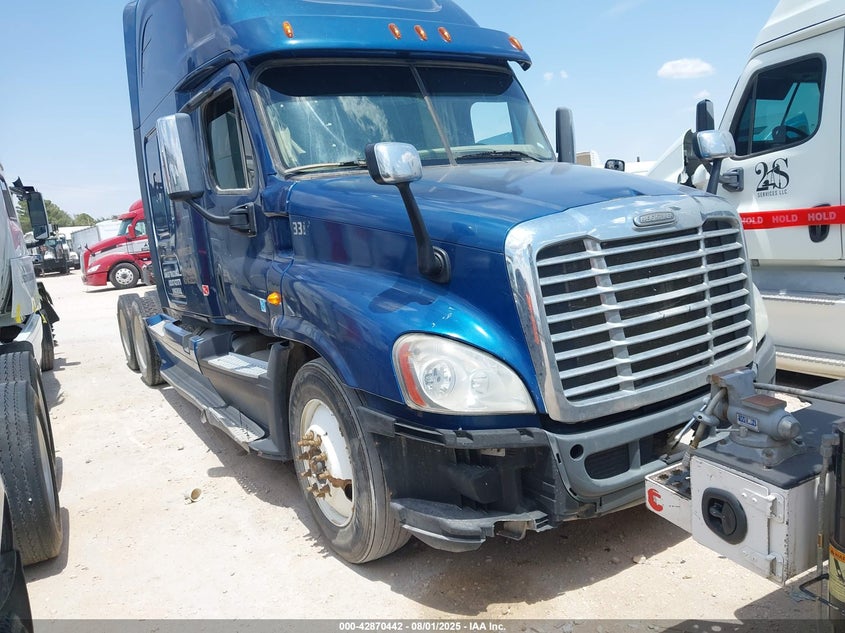 1FUJGLD67FLGB5062 2015 Freightliner Cascadia 125 auction photo 1