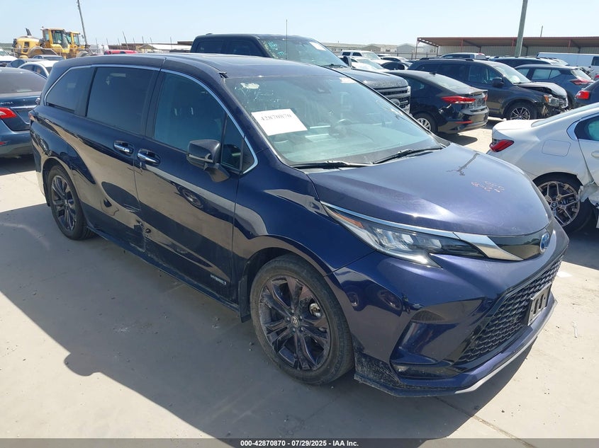 5TDXRKEC5MS025417 2021 Toyota Sienna Xse auction photo 1