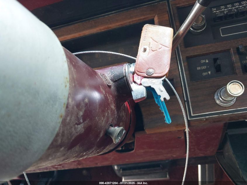 1975 Chrysler Imperial VIN: YM23T5C146002 Lot: 42871204