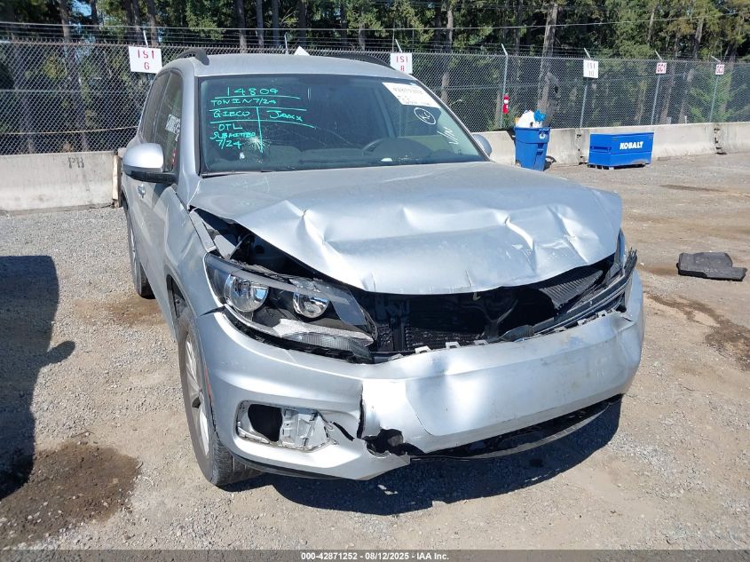 2017 Volkswagen Tiguan 2.0T/2.0T S VIN: WVGBV7AX5HK052461 Lot: 42871252