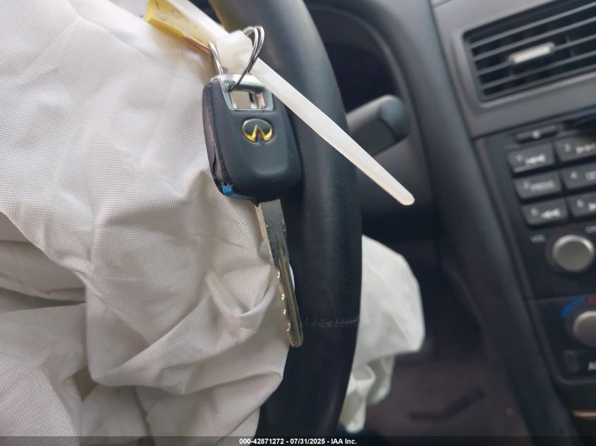 2001 Infiniti I30 Luxury VIN: JNKCA31A81T014715 Lot: 42871272