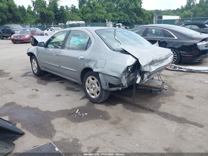 JNKCA31A81T014715 2001 INFINITI I photo no. 3