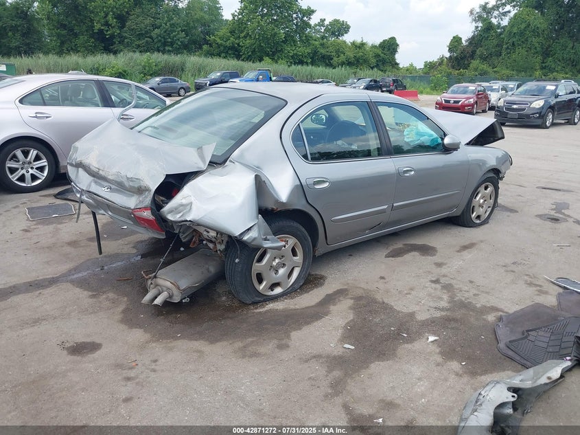 JNKCA31A81T014715 2001 INFINITI I photo no. 4