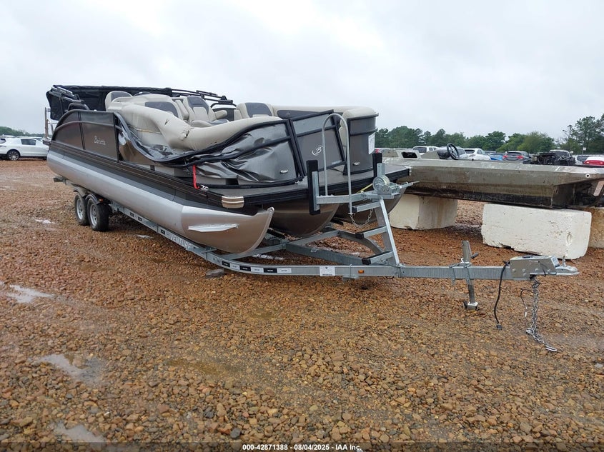 2024 BARLETTA PONTOON