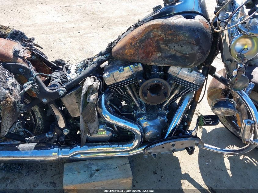 2014 Harley-Davidson Flstc Heritage Softail Classic VIN: 1HD1BWV18EB012832 Lot: 42871403