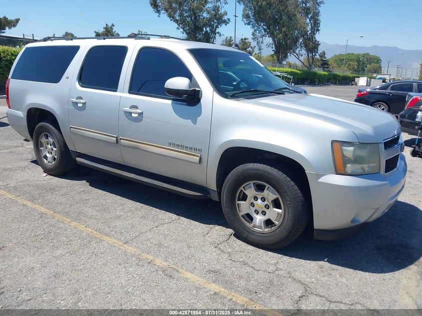 1GNSCJE09BR391573 2011 Chevrolet Suburban 1500 Lt1 auction photo 1