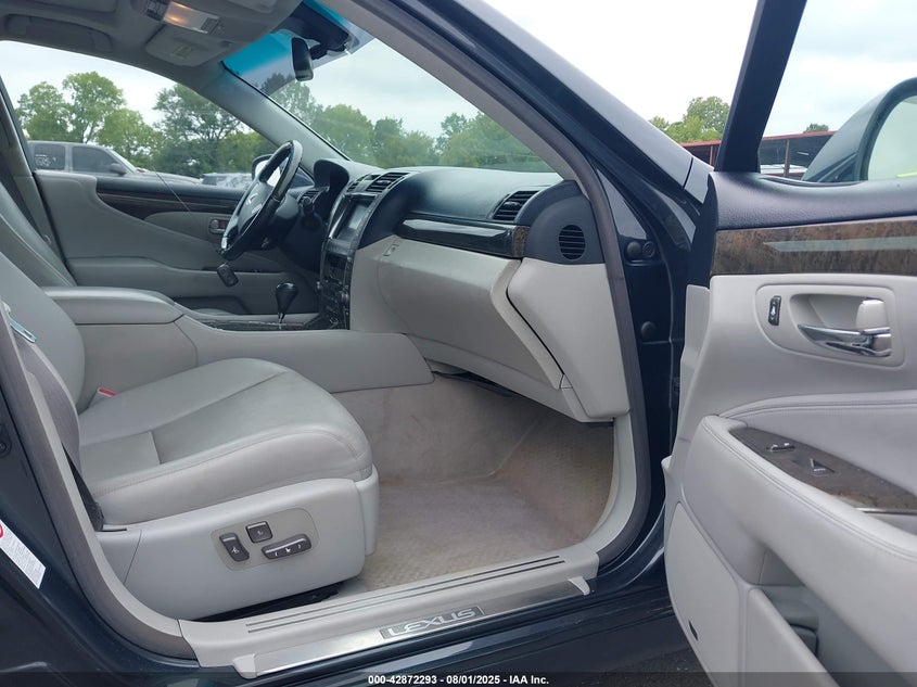 JTHGL46F975007596 2007 LEXUS LS photo no. 5