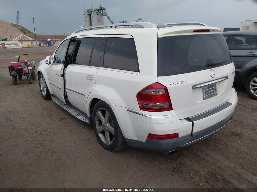 2009 Mercedes-Benz Gl 450 4Matic white suv gasoline 4JGBF71E49A443880 photo #4