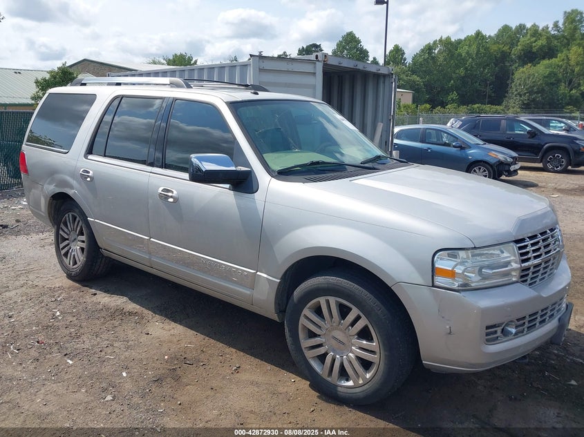 5LMFU27547LJ16024 2007 Lincoln Navigator Ultimate auction photo 1