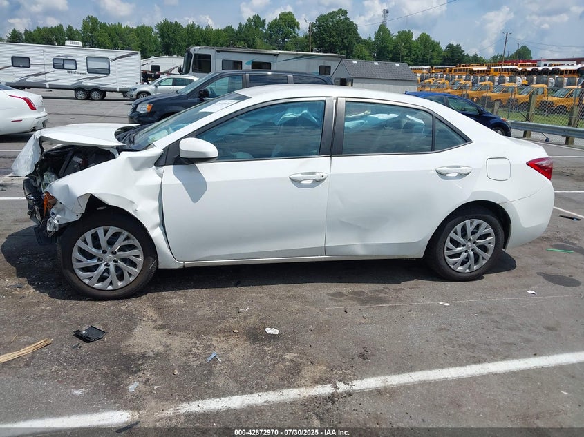 2017 TOYOTA COROLLA LE - 5YFBURHE9HP664462