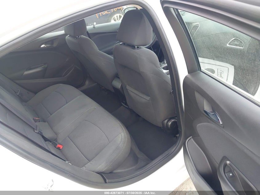 2017 CHEVROLET CRUZE LT AUTO - 1G1BE5SM2H7213910