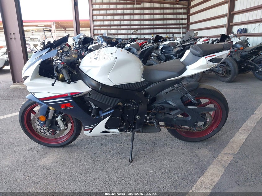 VIN JS1GR7MA7R7100059 2024 SUZUKI GSX-R750
