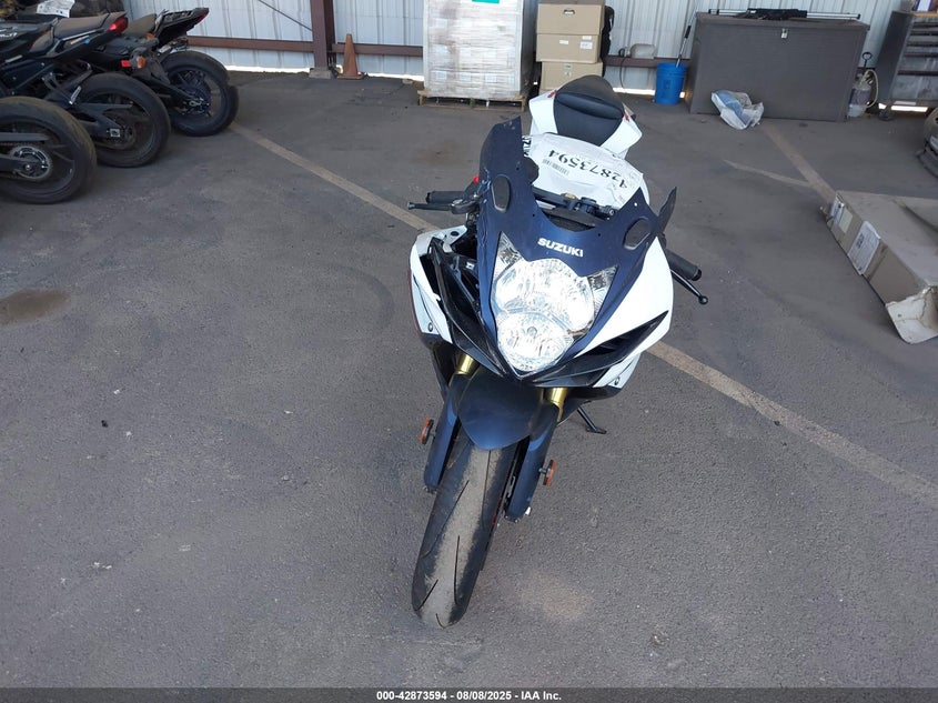VIN JS1GR7MA7R7100059 2024 SUZUKI GSX-R750