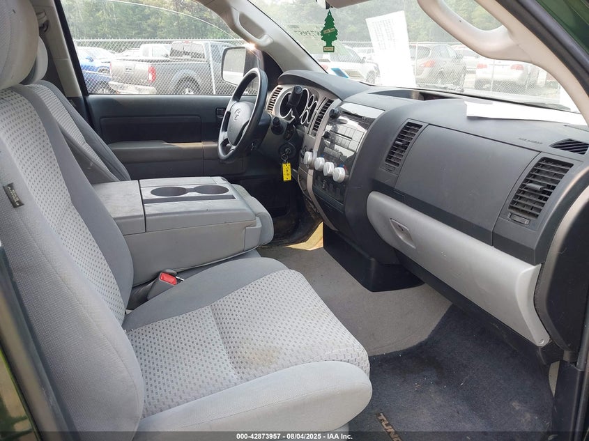 2011 Toyota Tundra Grade 4.6L V8 VIN: 5TFUM5F12BX024409 Lot: 42873957