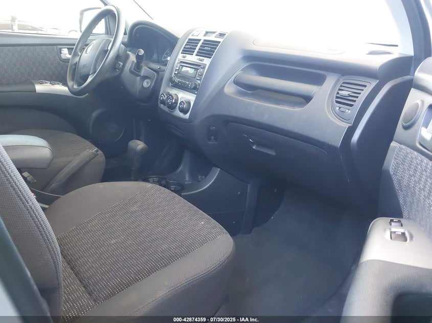KNDJF723X67156436 2006 KIA SPORTAGE photo no. 5