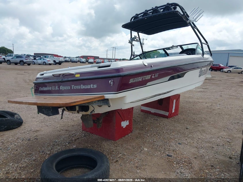MB2B6946F000 2000 CHEVROLET  photo no. 4