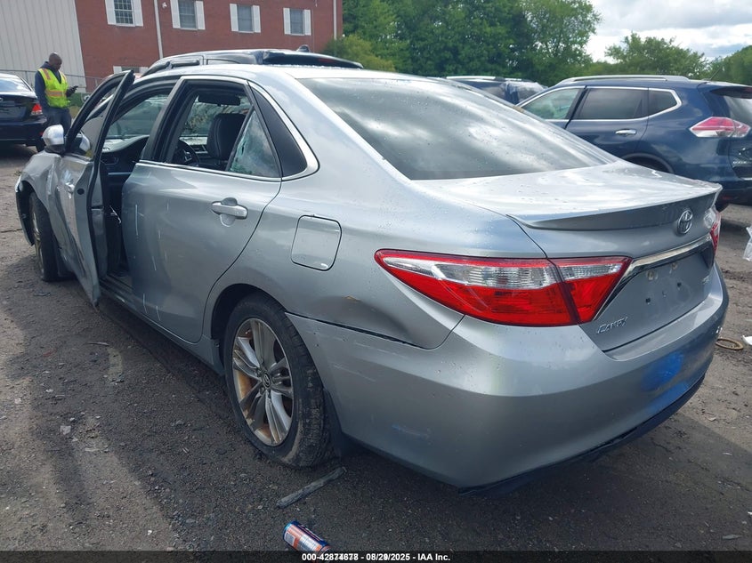 2015 TOYOTA CAMRY SE - 4T1BF1FK6FU048640