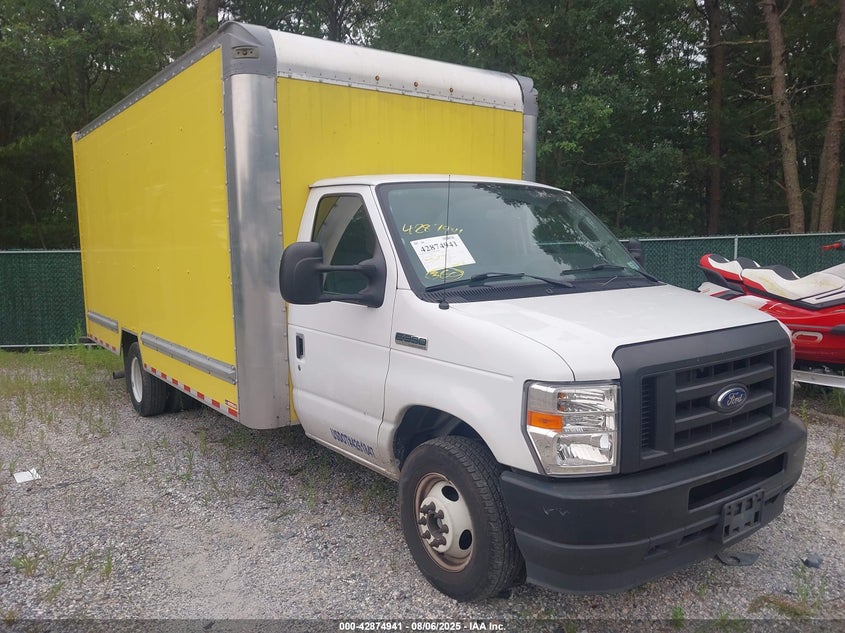 1FDWE3FK8NDC29589 2022 Ford E-350 Cutaway auction photo 1
