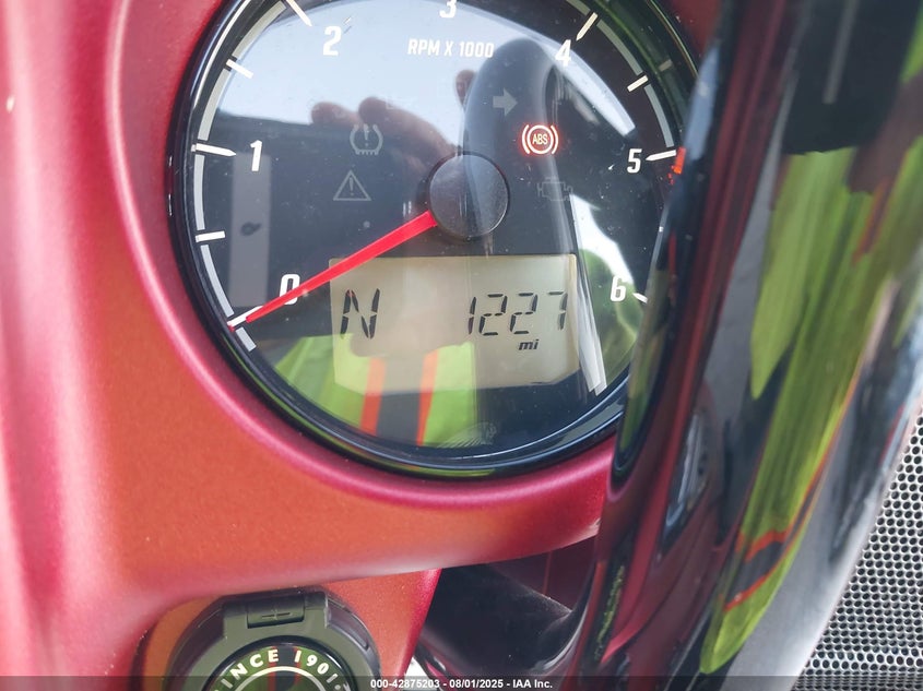 2024 INDIAN MOTORCYCLE CO. CHIEFTAIN DARKHORSE W/POWERBAND AUDIO - 56KTC9BB3R3423703