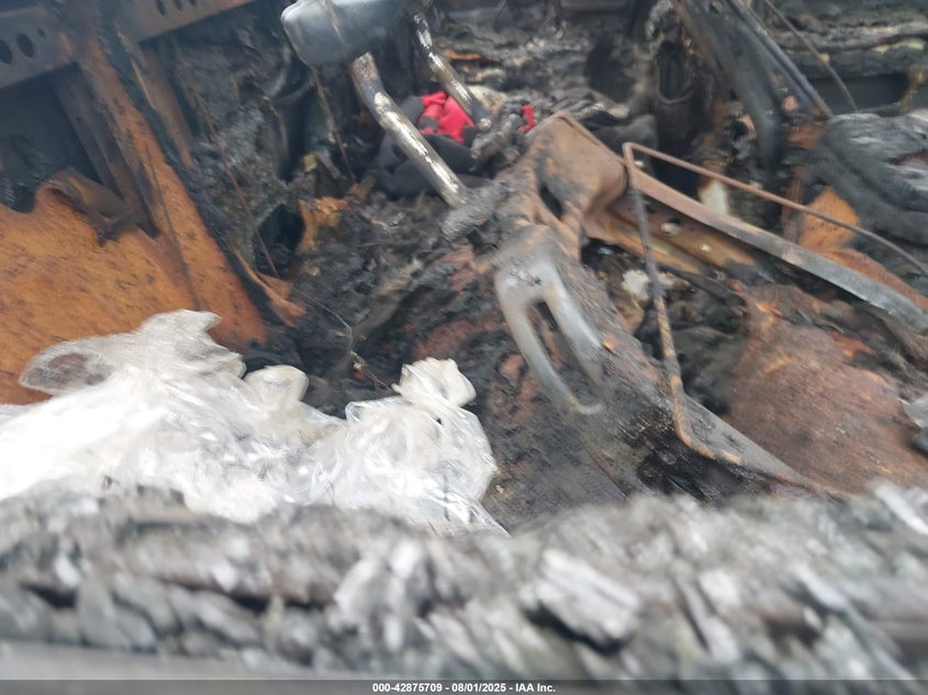 2018 CHEVROLET SILVERADO 1500 2LT - 1GCVKREC2JZ340822