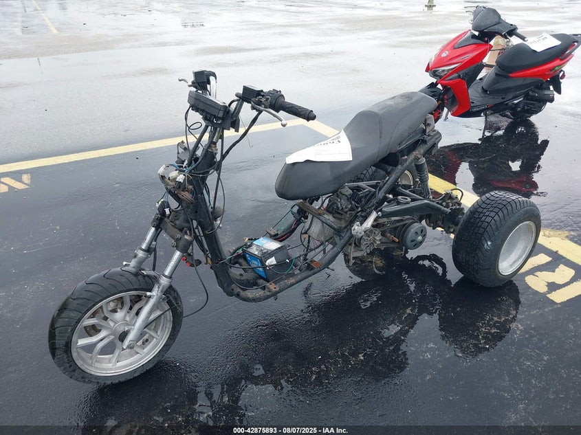 2021 YNGF 49CC SCOOTER(VIN: L37LMJBV5MZ020012