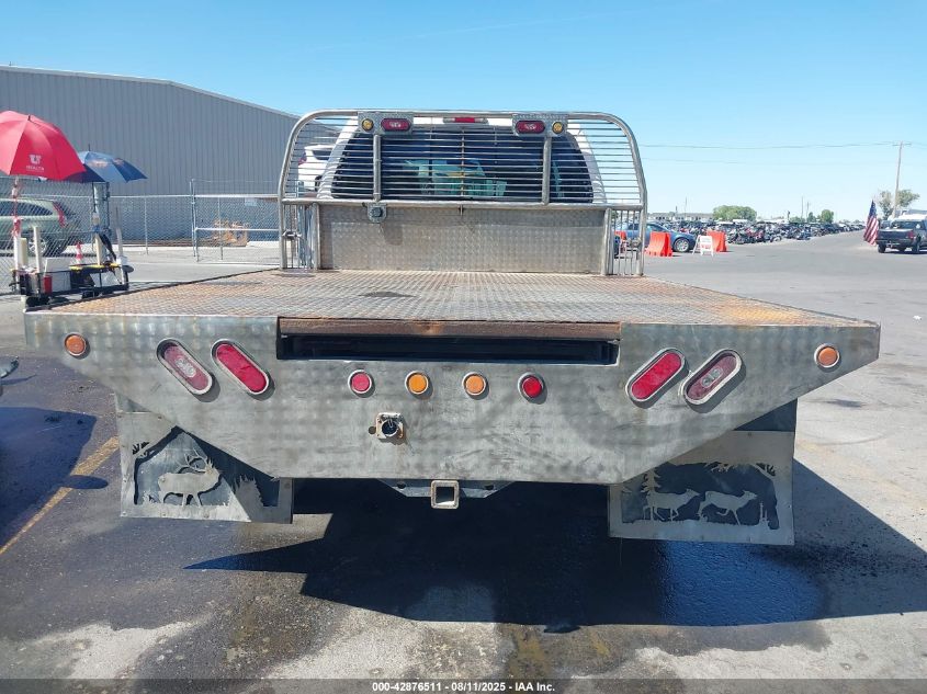 2000 Ford F-350 Lariat/Xl/Xlt VIN: 1FTWW33F2YEB50040 Lot: 42876511