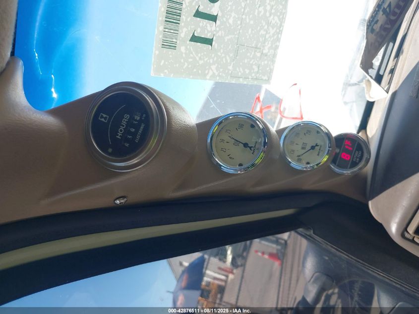 2000 Ford F-350 Lariat/Xl/Xlt VIN: 1FTWW33F2YEB50040 Lot: 42876511