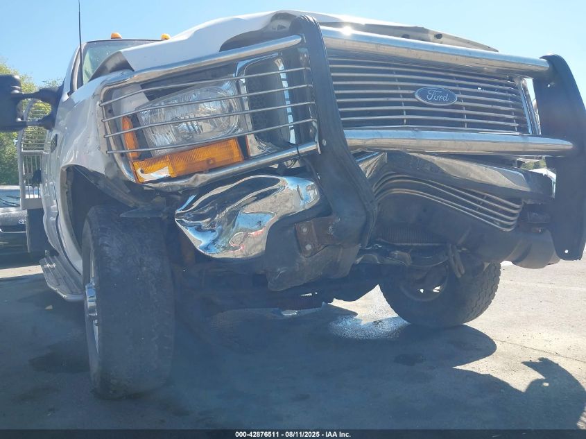 2000 Ford F-350 Lariat/Xl/Xlt VIN: 1FTWW33F2YEB50040 Lot: 42876511