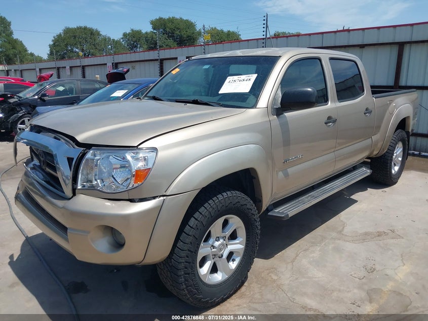 5TEKU72N15Z033336 2005 TOYOTA TACOMA photo no. 2