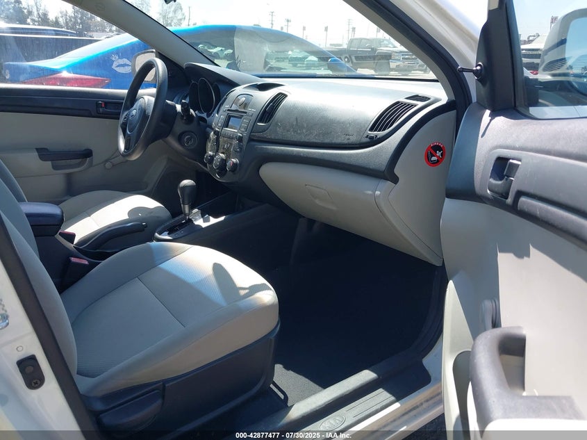 2010 Kia Forte Lx VIN: KNAFT4A2XA5049510 Lot: 42877477