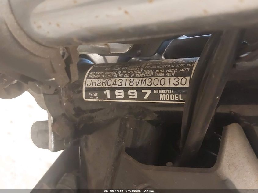 1997 Honda Vf750 C VIN: JH2RC4318VM300130 Lot: 42877512