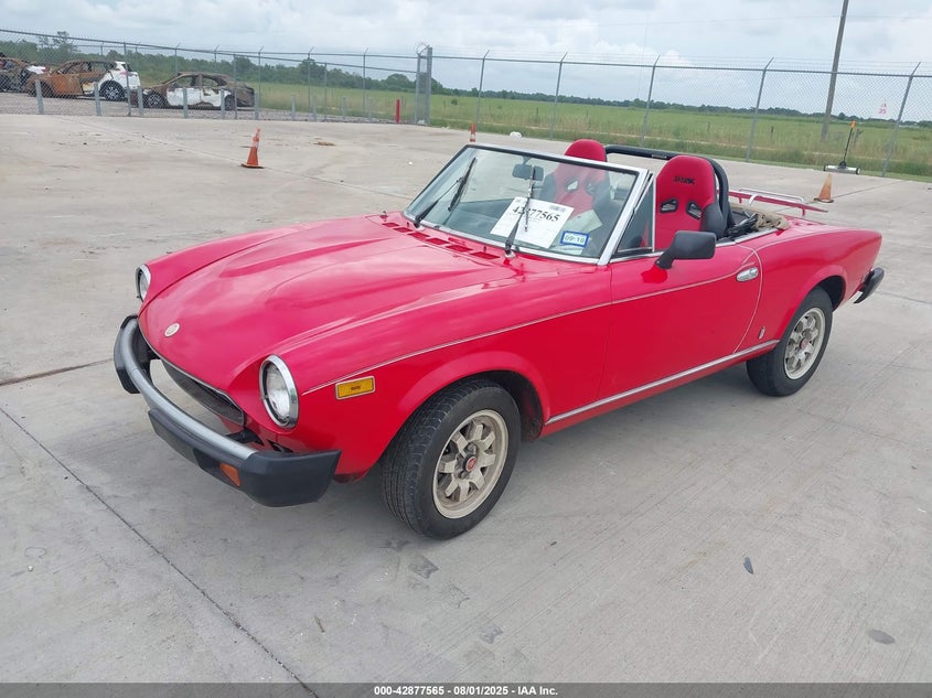 1979 Fiat 124 Spider VIN: 124CS20153525 Lot: 42877565