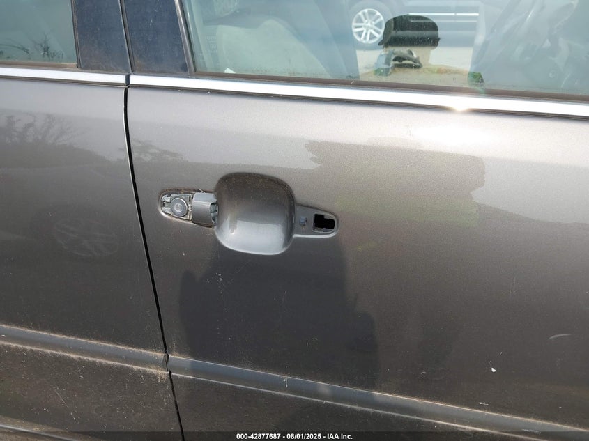 2002 Toyota Camry Le VIN: 4T1BE30K42U595228 Lot: 42877687