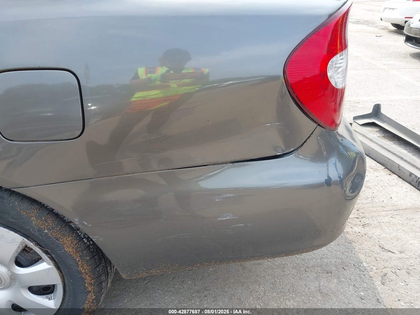 2002 Toyota Camry Le VIN: 4T1BE30K42U595228 Lot: 42877687