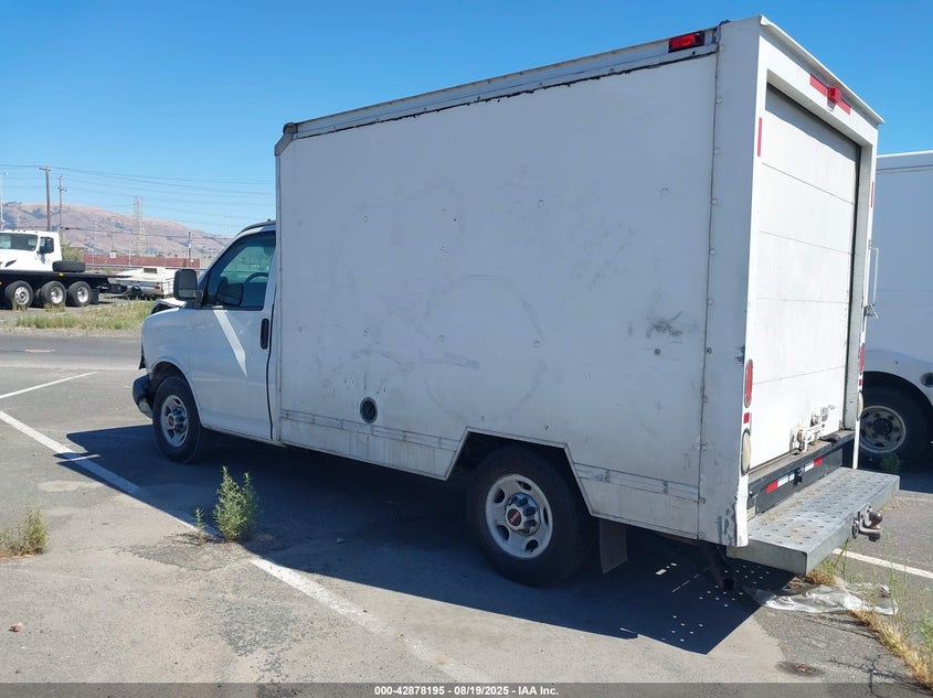 2008 GMC Savana Cutaway Work Van white other gasoline 1GDGG31C581910247 photo #4