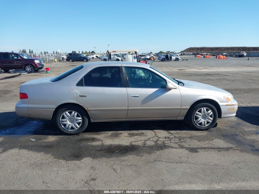 4T1BG22K51U828601 2001 TOYOTA CAMRY photo no. 13