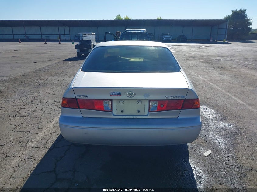 4T1BG22K51U828601 2001 TOYOTA CAMRY photo no. 16