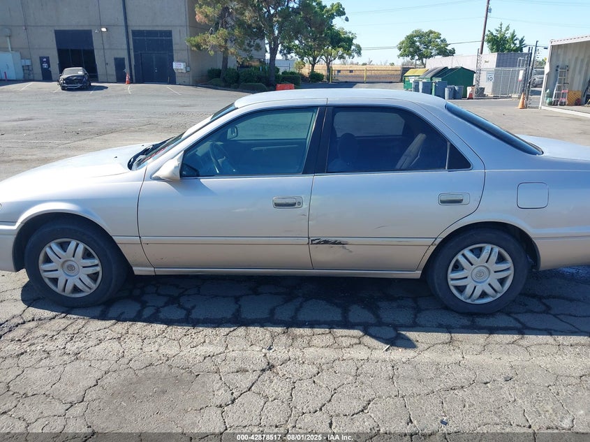 4T1BG22K51U828601 2001 TOYOTA CAMRY photo no. 6