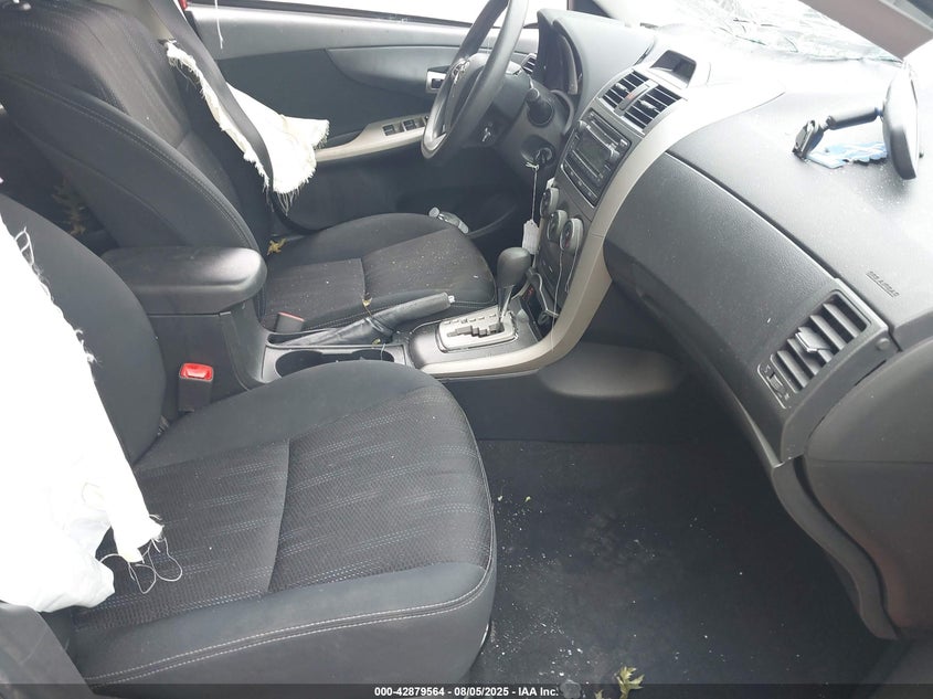 2T1BU4EE3CC764573 2012 TOYOTA COROLLA photo no. 5