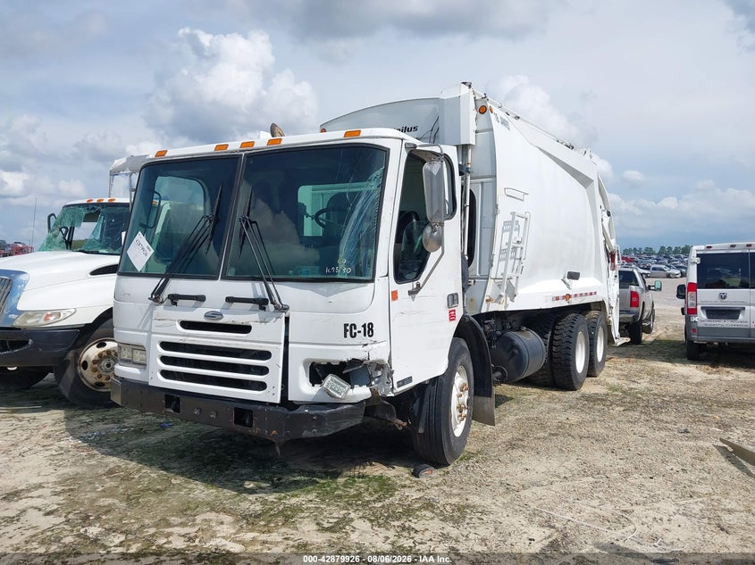 2006 STERLING TRUCK CONDOR auction photo 2