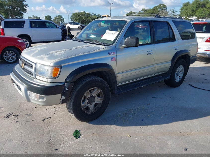 2000 Toyota 4Runner Limited V6 VIN: JT3GN87RXY0155061 Lot: 42879991
