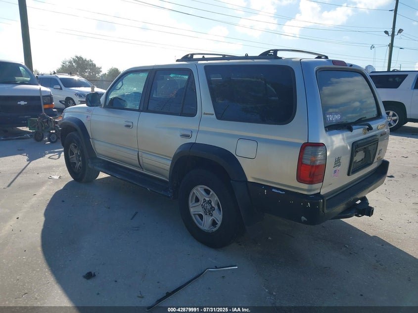 2000 Toyota 4Runner Limited V6 VIN: JT3GN87RXY0155061 Lot: 42879991